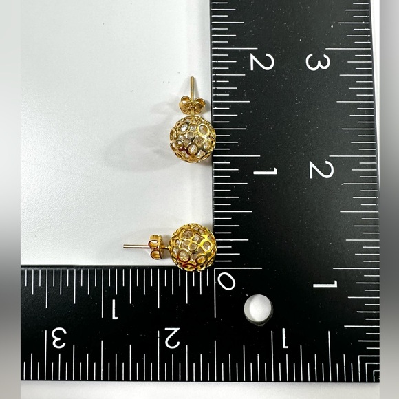 💛Gold Tone Cage Studs Filled with Clear Stones - Picture 11 of 11
